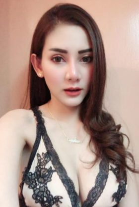 Model J7 Freelance Girl Bukit Jalil ID-NJJ37628 KL