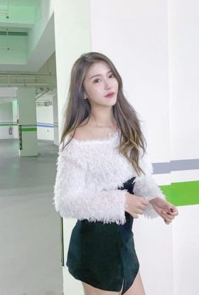 Iris Freelance Girl KLCC ID-DMF16208 KL