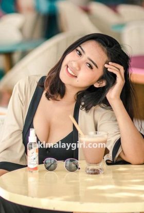 Siti Freelance Girl Rawang ID-YFU23112 Kuala Lumpur