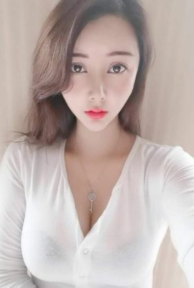 Olivia Local Girl KL Sentral ID-YGK16972 Kuala Lumpur