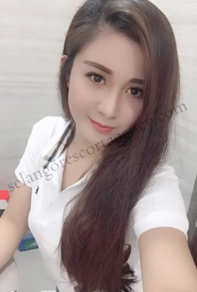 Daris Escorts Girl Mont Kiara ID-URS37900 Kuala Lumpur