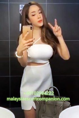 Carly Escort Girl Kajang ID-HZF40898 Kuala Lumpur