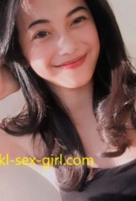 Maya Escorts Girl Mont Kiara ID-CBA10427 Kuala Lumpur
