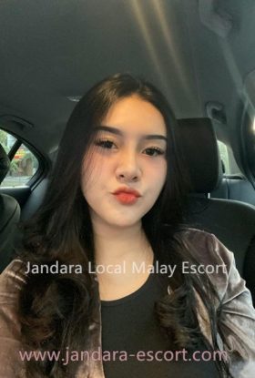 Siti Escort Girl Bangsar ID-AYL25223 Kuala Lumpur