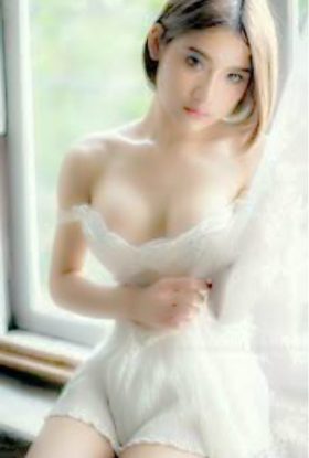 Nina Local Girl Chinatown ID-BNO37251 Kuala Lumpur