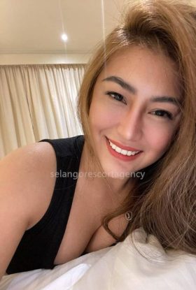 Gigi Escorts Girl Taman Desa ID-UCG29078 KL