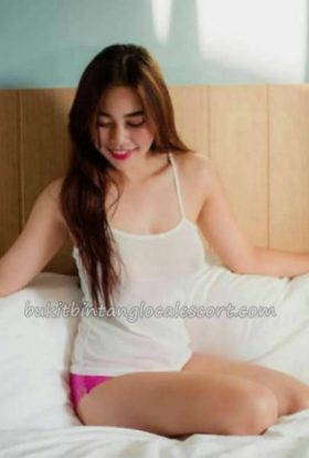 Shima Local Girl Subang Jaya ID-DHL31721 KL