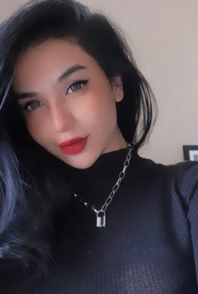 Chriss Freelance Girl Bukit Bintang ID-APR18949 KL