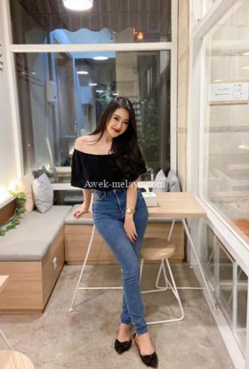 Suraya Escort Girl KLCC ID-KIJ17458 Kuala Lumpur