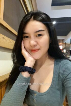 Siti Local Girl Banting ID-KZU33155 KL