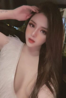 Moji Freelance Girl KL Sentral ID-AAK19903 KL